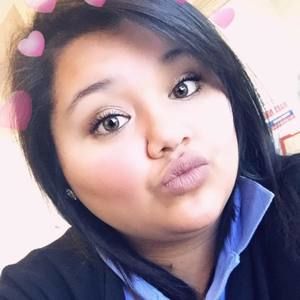 Meet your Posher, Marissa